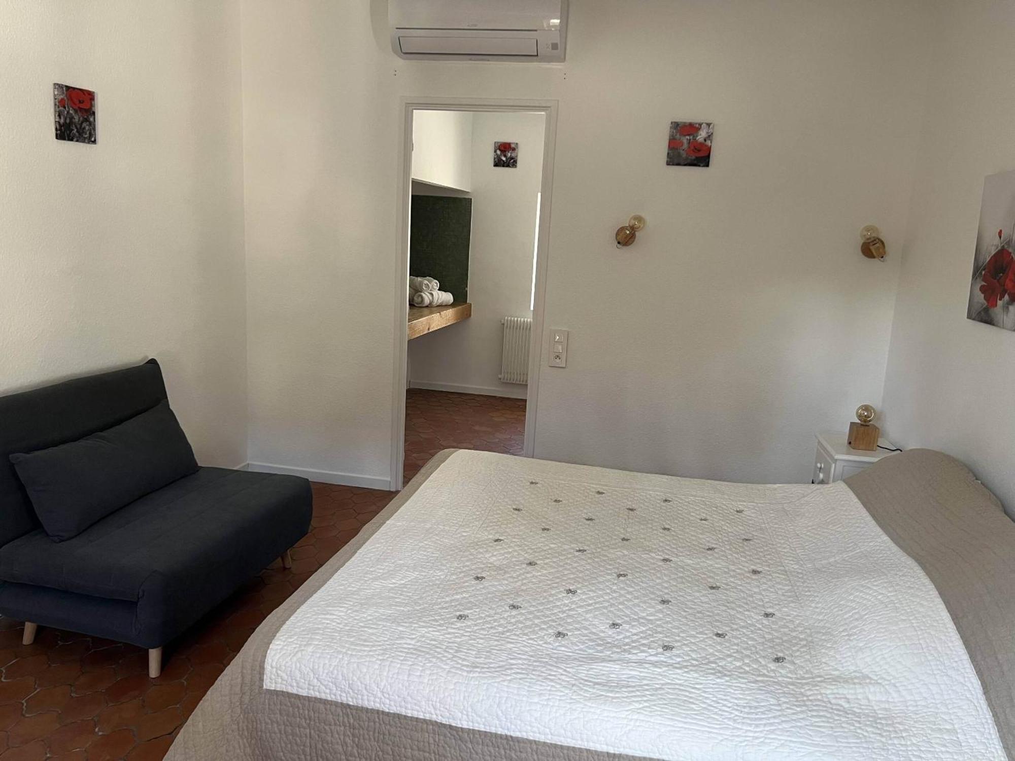 Bed and Breakfast La Figuiere Fontaine De Vaucluse Esterno foto